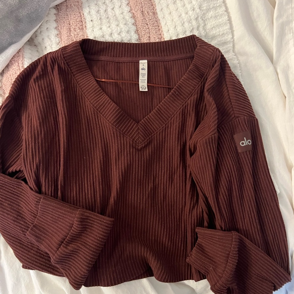 ALO Yoga Brown Ribbed Long Sleeve Crop Blouse